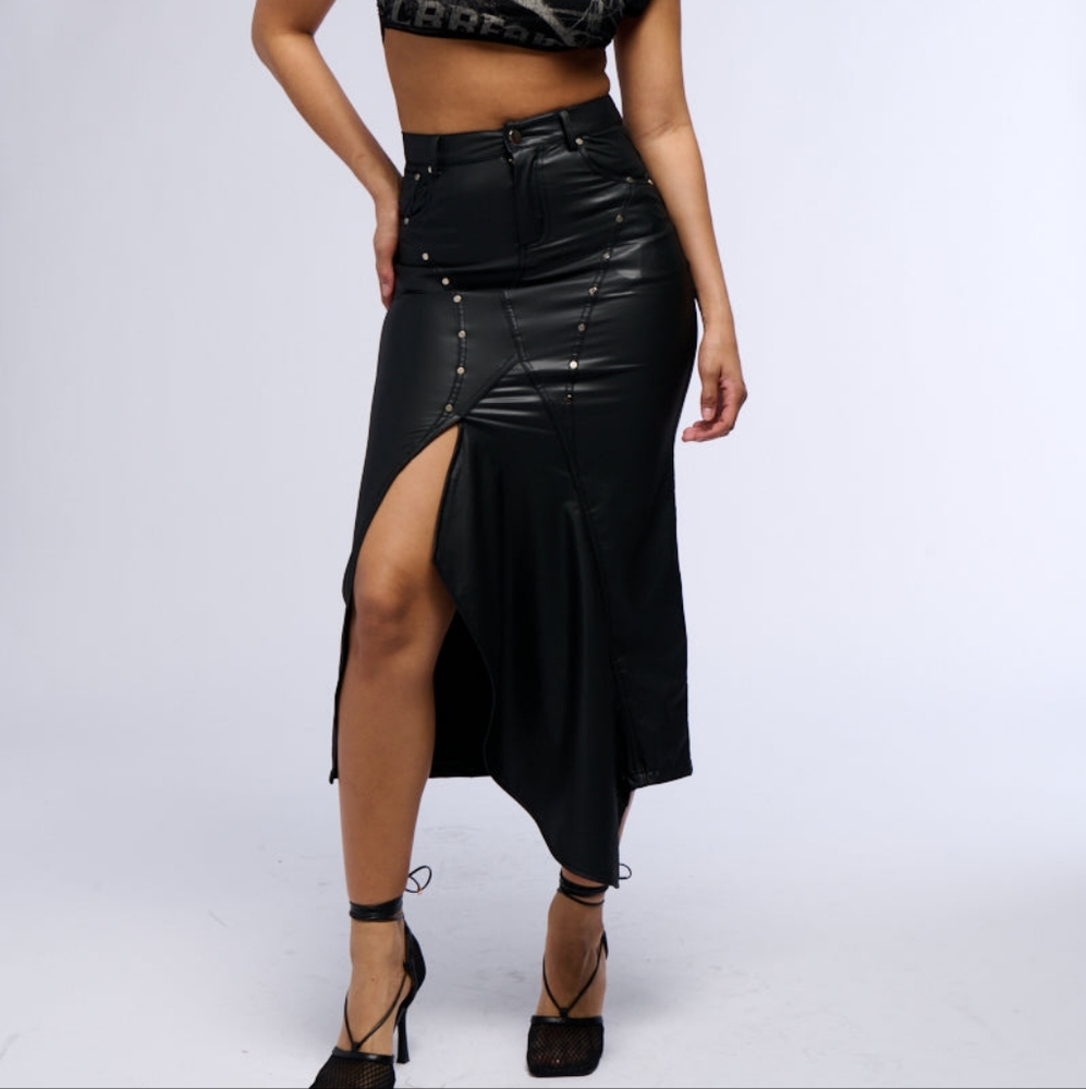 AKIRA Black Studded Pencil Skirt